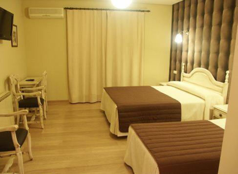 Hostal-Cafe Gutgreco Sonseca Zimmer foto